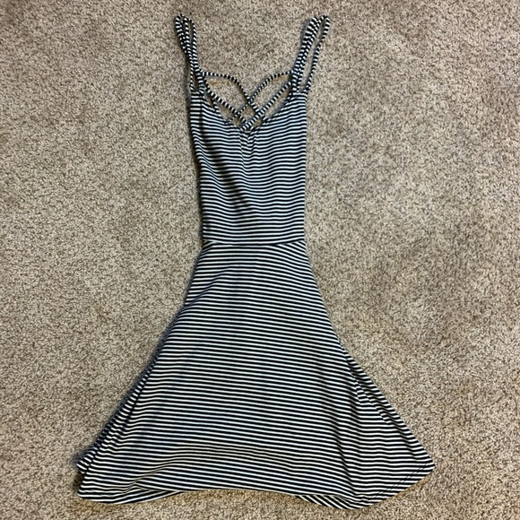 Hollister Crossback Dress - Picture 1 of 4